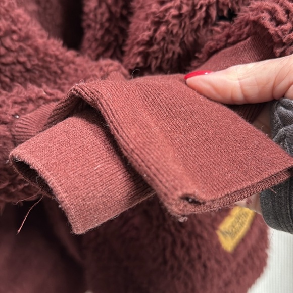 Nordic Beach fuzzy wrap Chocolate Cherry/burgundy One Size Warm Beachy camping - Picture 6 of 9